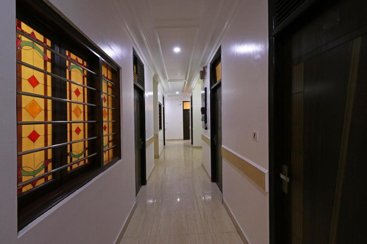 Oyo Flagship Kumar Palace New Delhi Luaran gambar