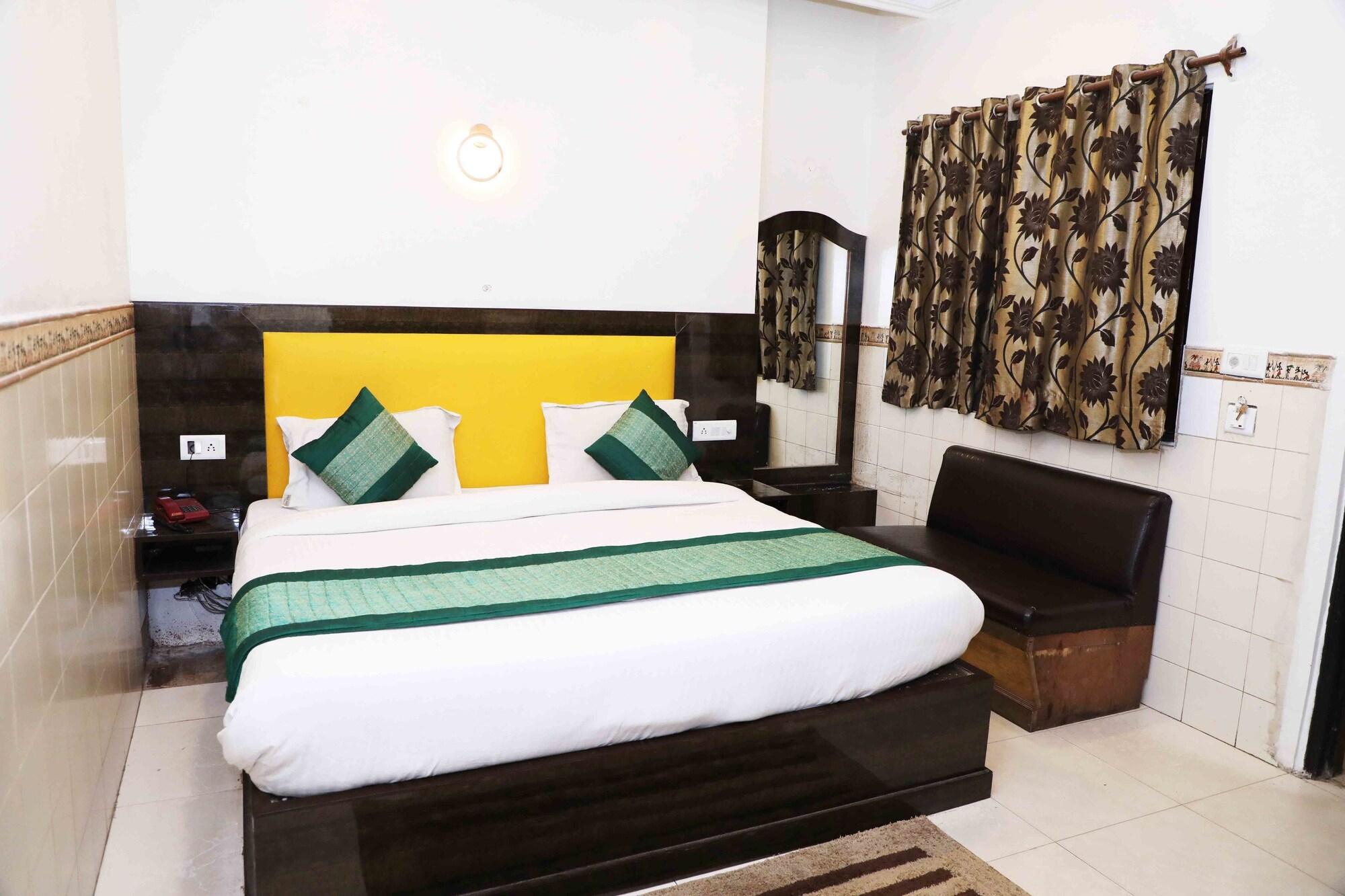 Oyo Flagship Kumar Palace New Delhi Luaran gambar