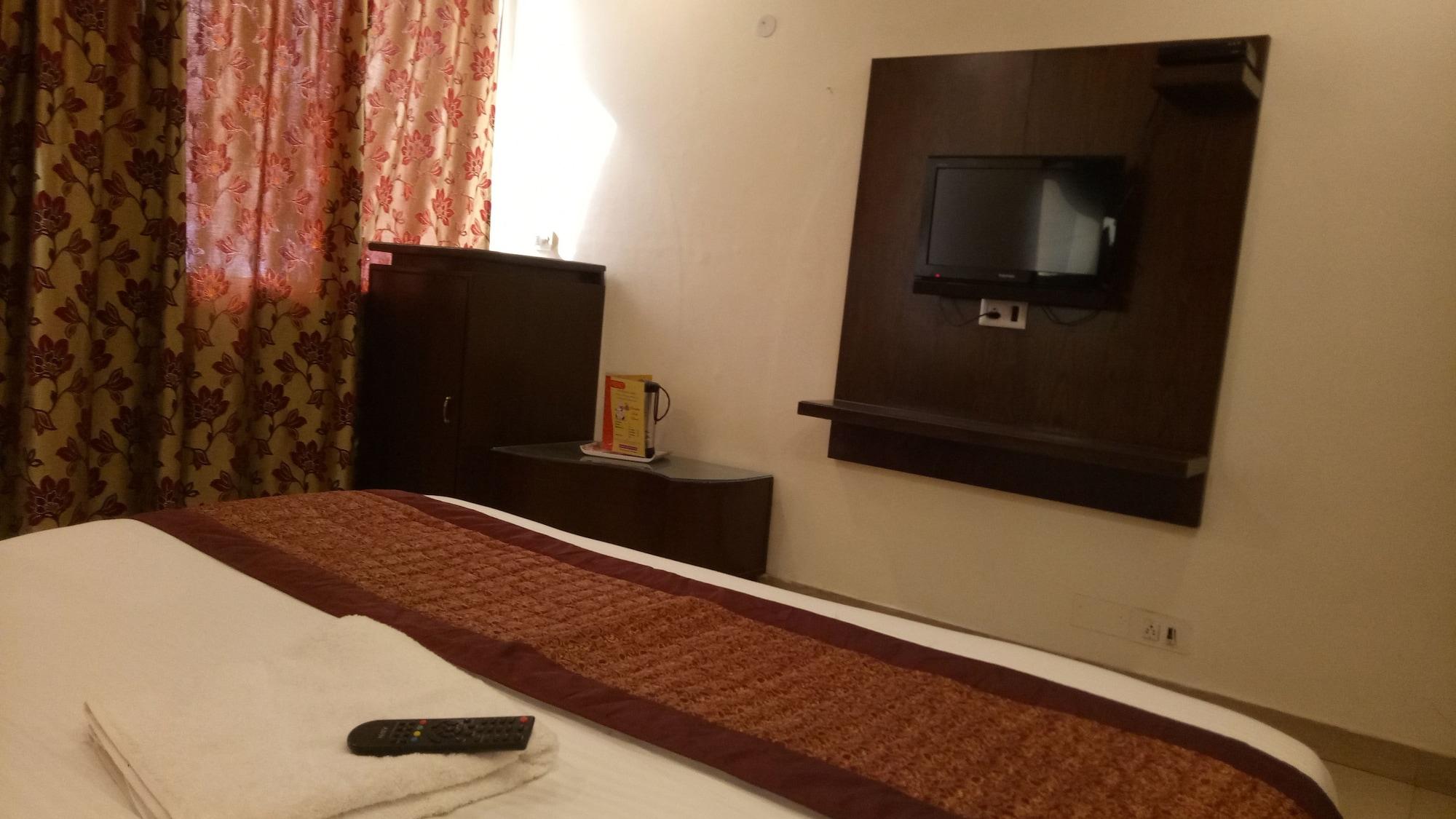 Oyo Flagship Kumar Palace New Delhi Luaran gambar